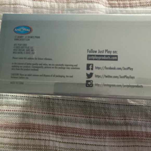 New Disney 100 yrsCelebration Collection Limited Edition Dynamic Duo Playset - Picture 6 of 6